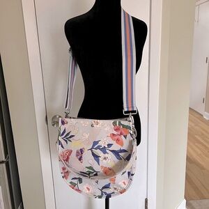 AHDORNED Double-entry U-shaped Messenger Bag with 2 Straps and Matching Pouch